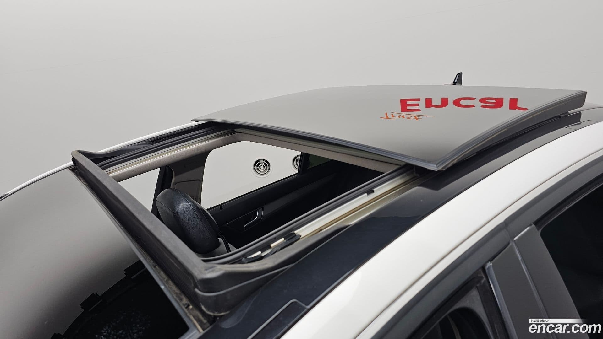 Main__Slider__Photo:C-Class Mercedes-Benz 2011.11-18