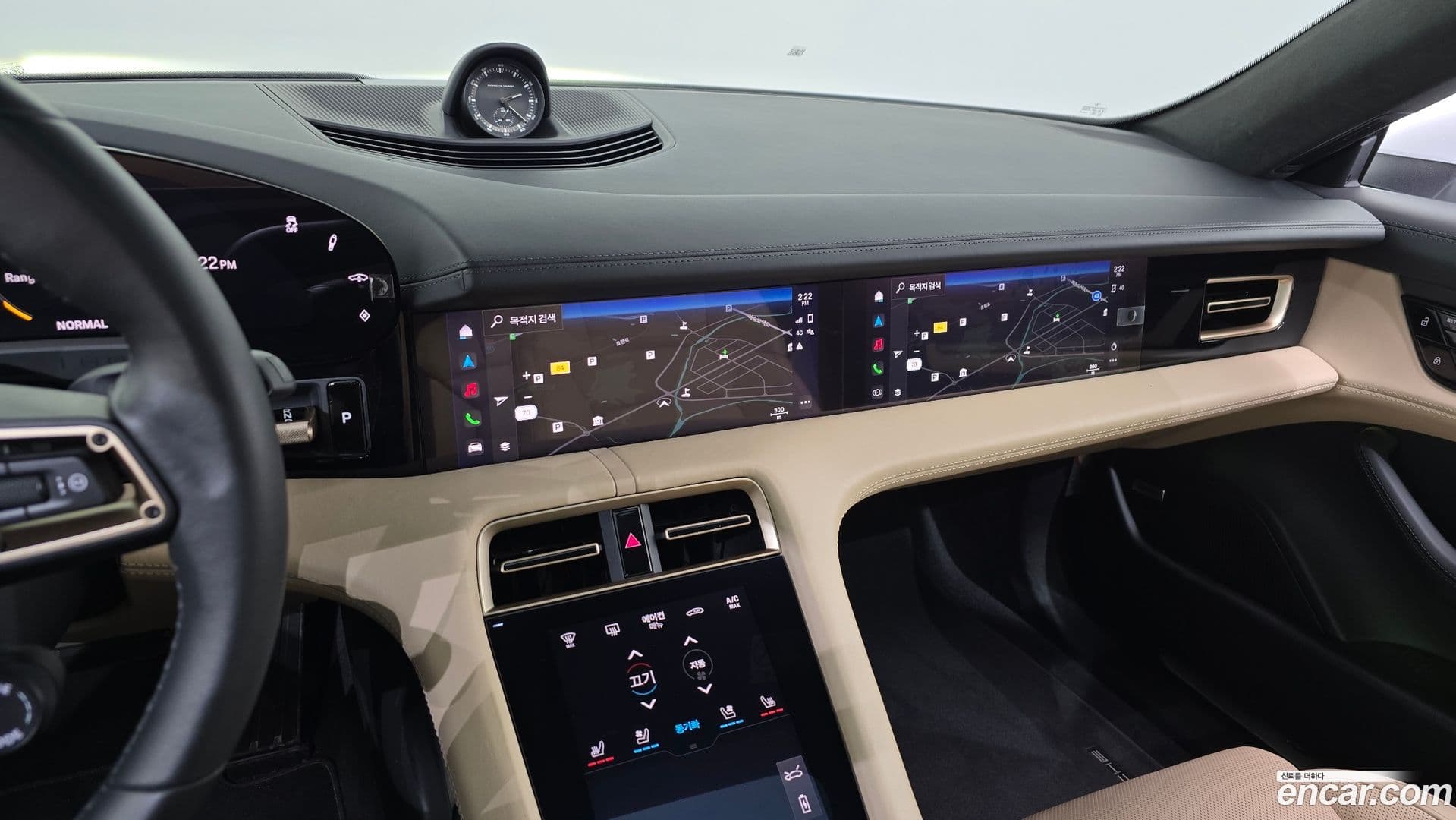 Main__Slider__Photo:Taycan Porsche 2021.5-13