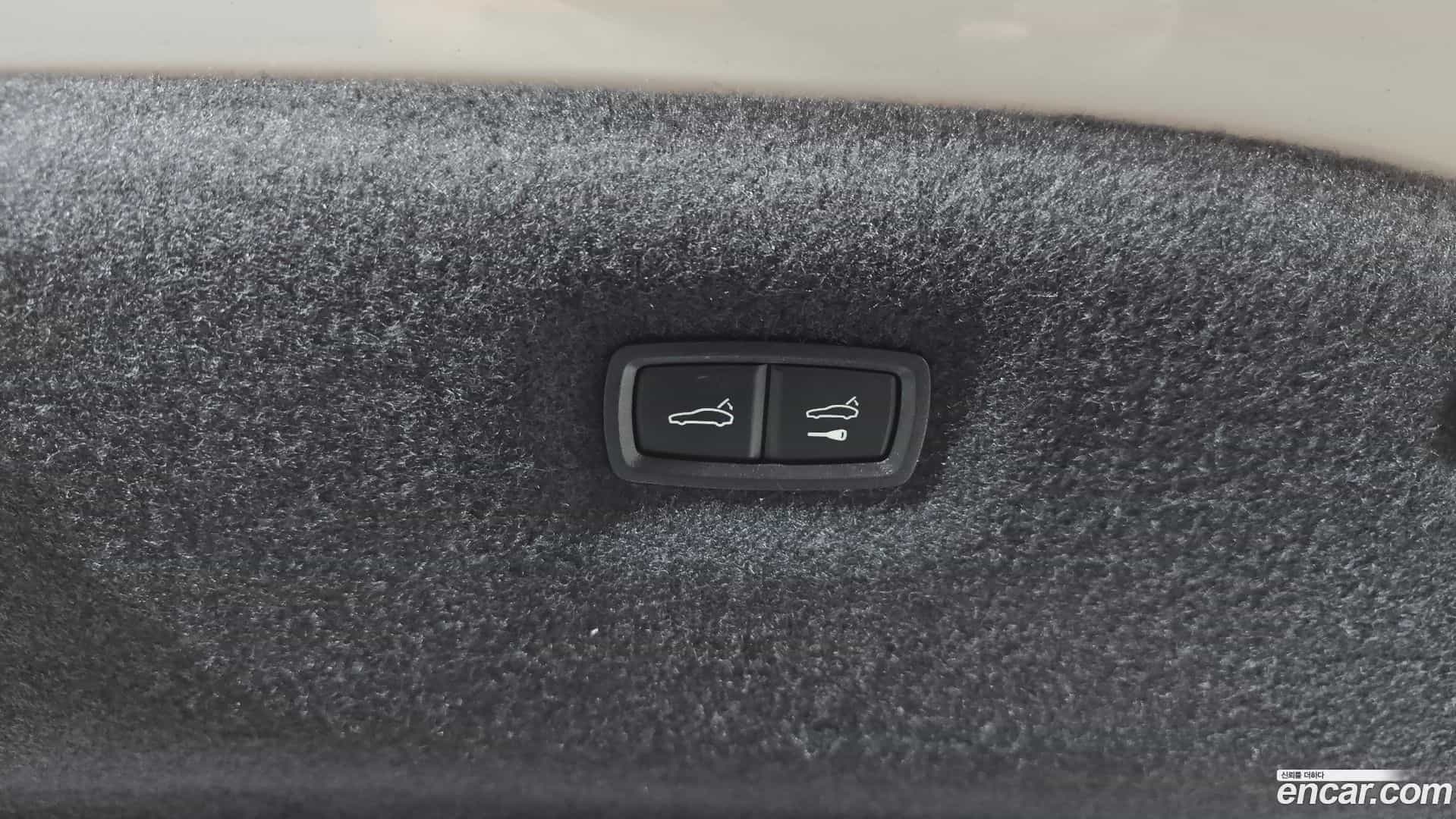 Taycan Porsche 2021.5-OPTION-024