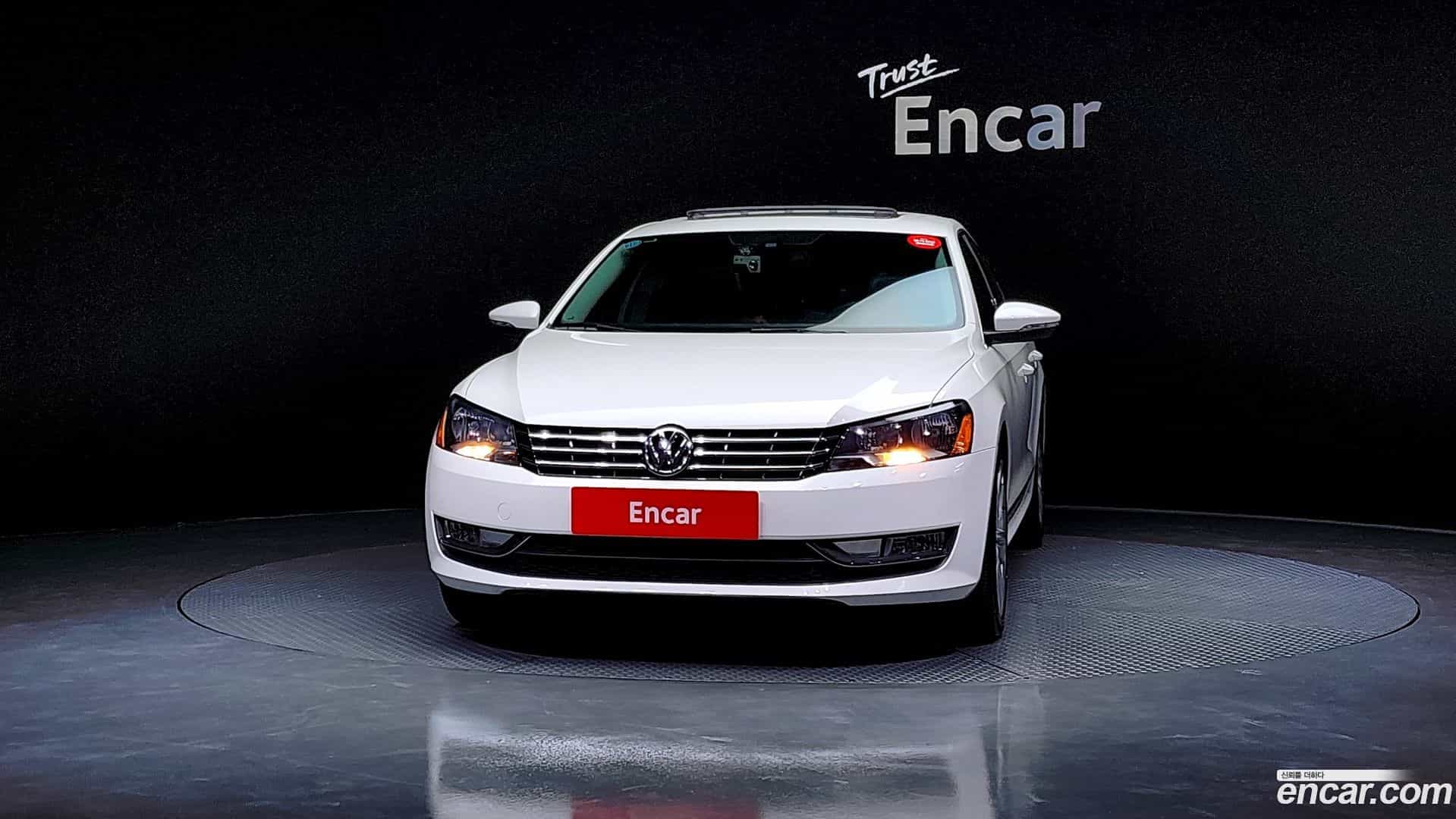 Passat Volkswagen 2015.7-OUTER-003