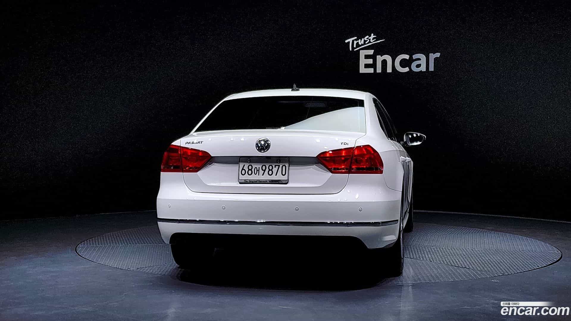 Passat Volkswagen 2015.7-OUTER-004