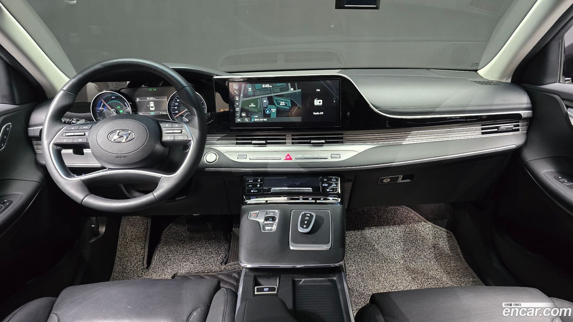 Main__Slider__Photo:Grandeur Hyundai 2021.2-6