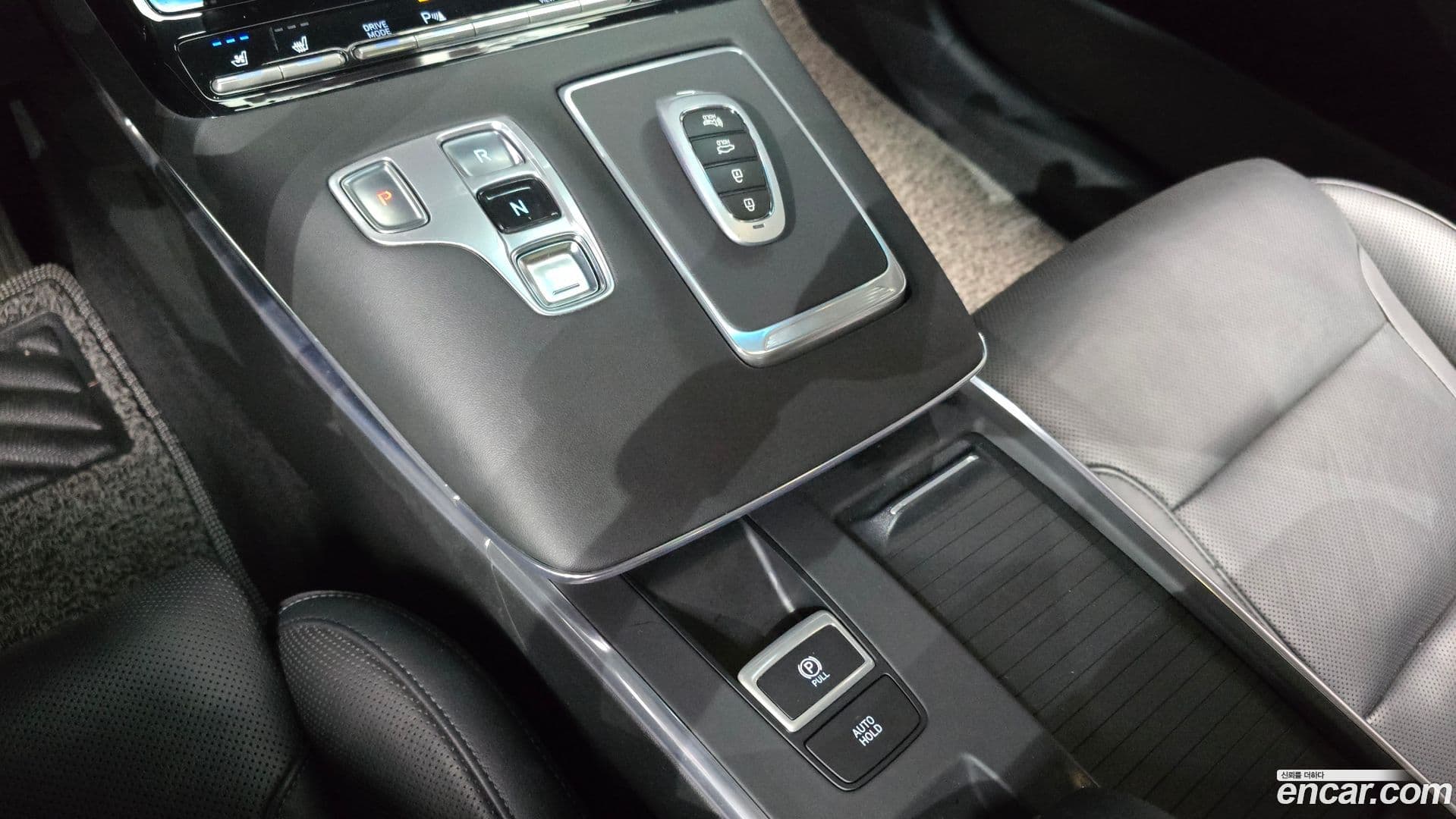 Main__Slider__Photo:Grandeur Hyundai 2021.2-8