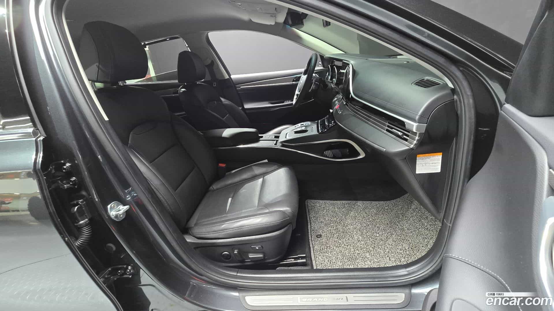 Grandeur Hyundai 2021.2-OPTION-015