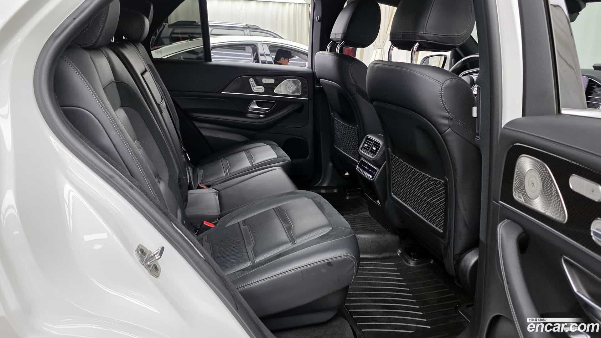 GLE-Class Mercedes-Benz 2023.5-OPTION-016