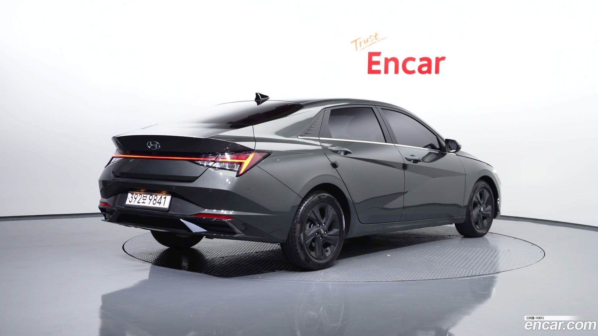 Main__Slider__Photo:AVANTE Hyundai 2021.11-1