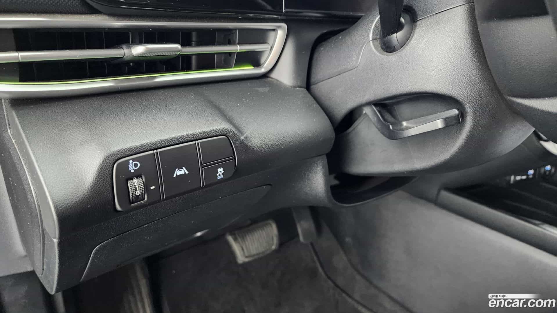 AVANTE Hyundai 2021.11-OPTION-018