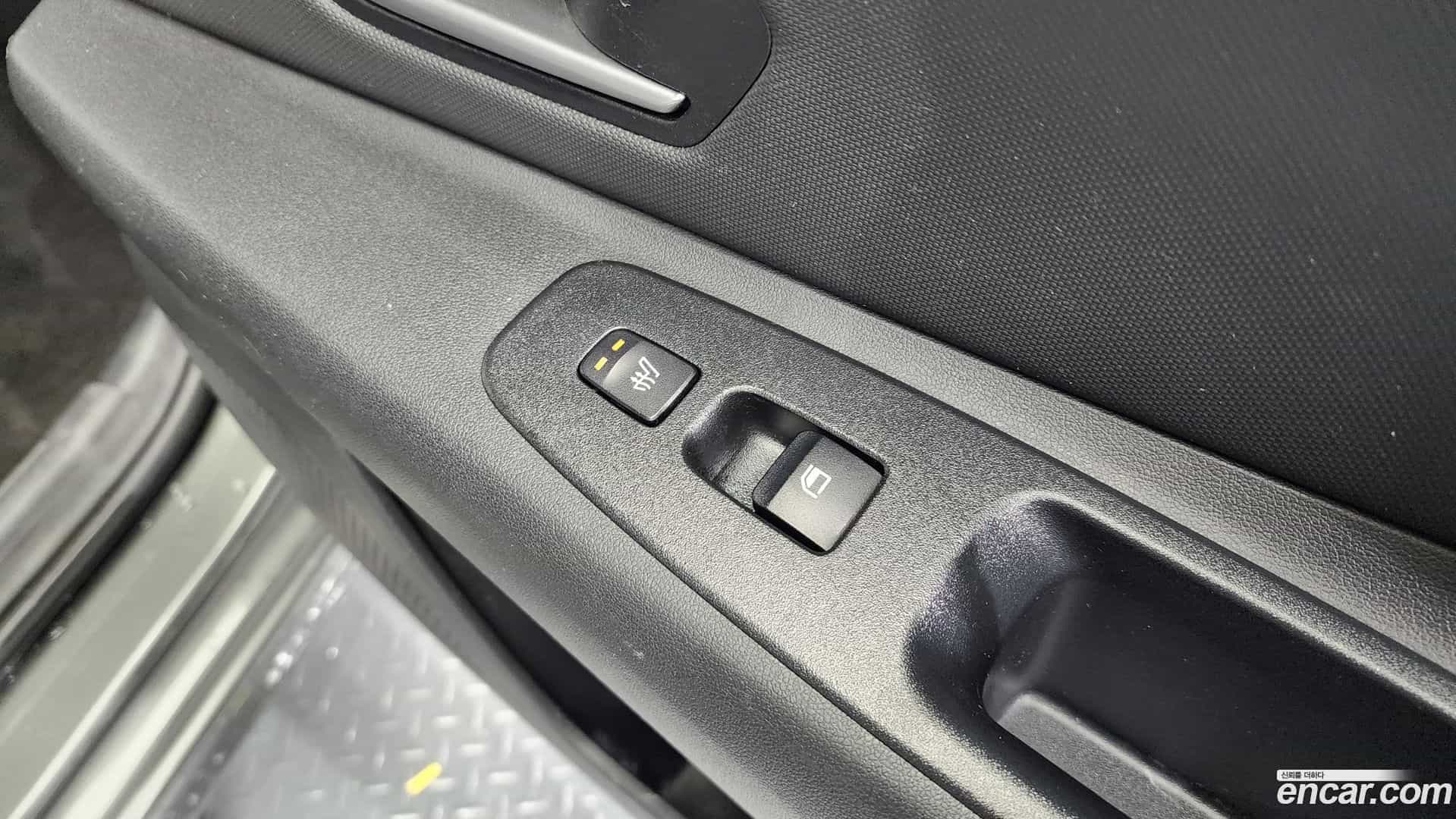 AVANTE Hyundai 2021.11-OPTION-022