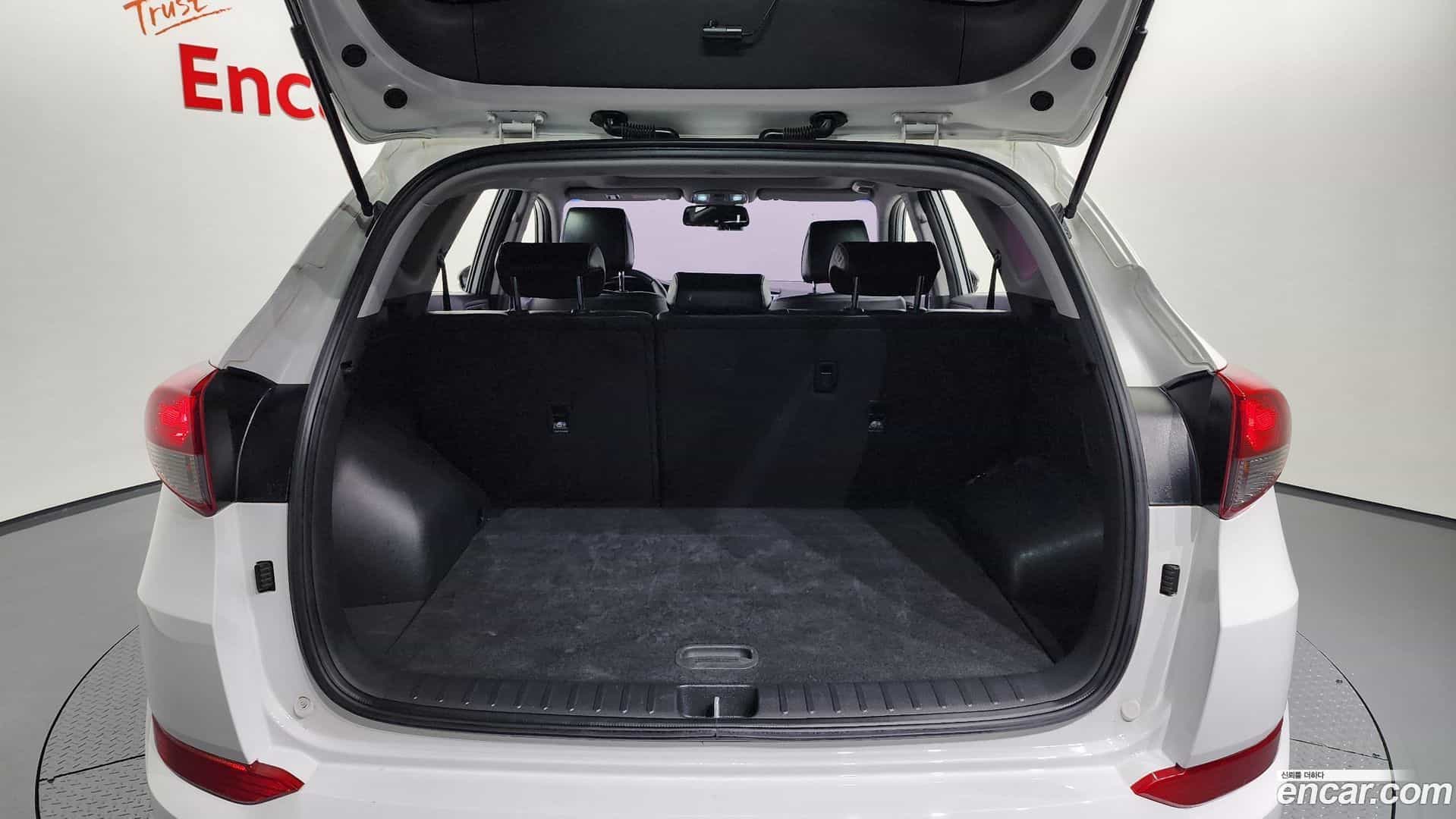 Tucson Hyundai 2016.0-OPTION-024