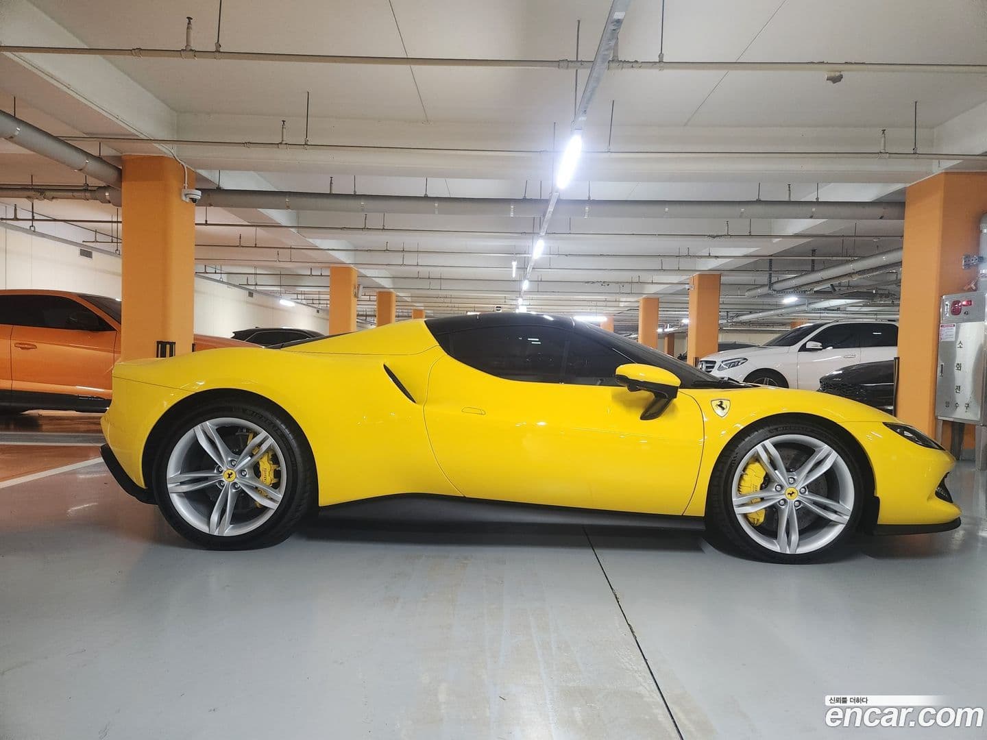 Main__Slider__Photo:296 Ferrari 2024.8-6