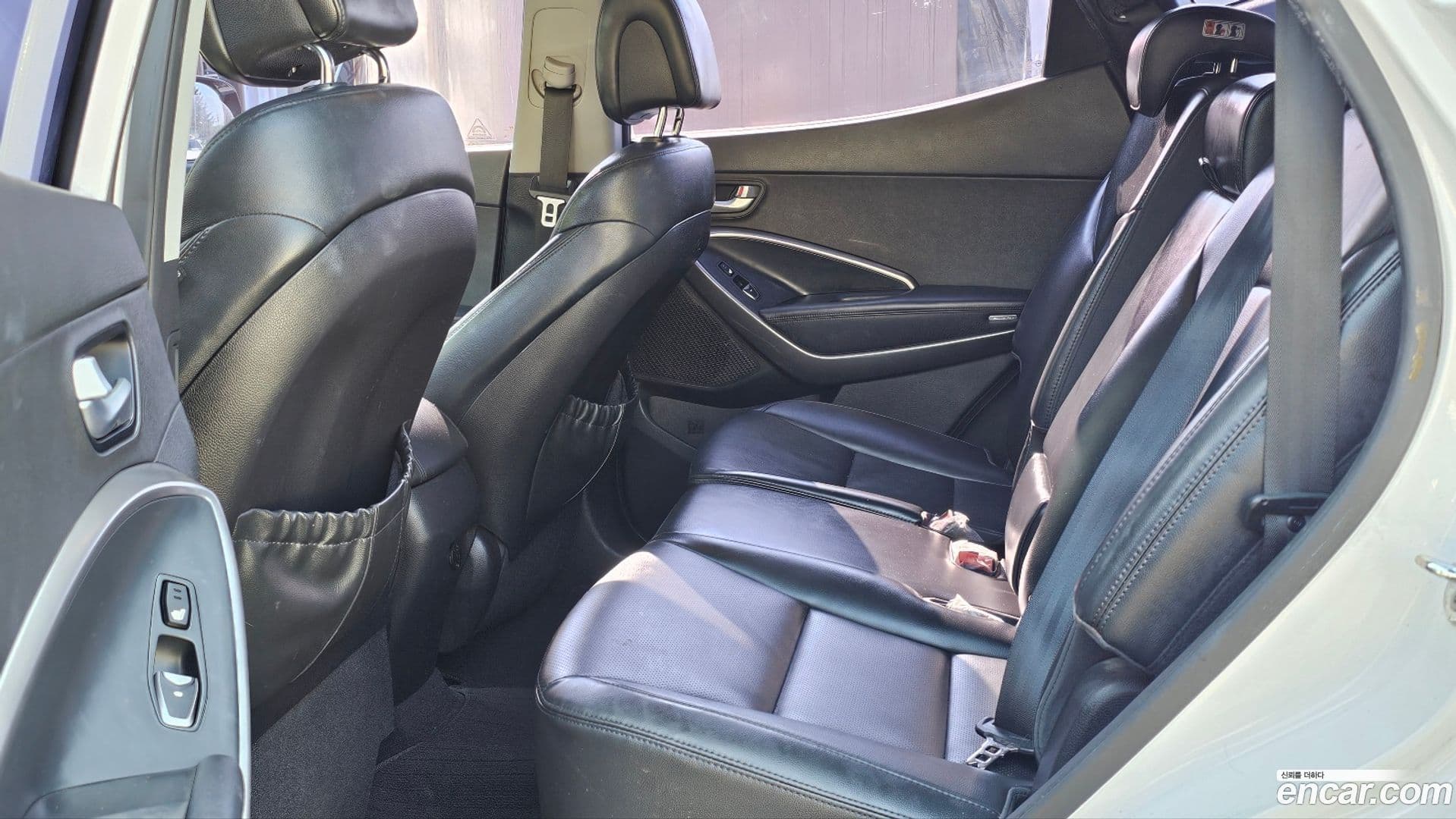 Main__Slider__Photo:Santafe Hyundai 2012.8-6