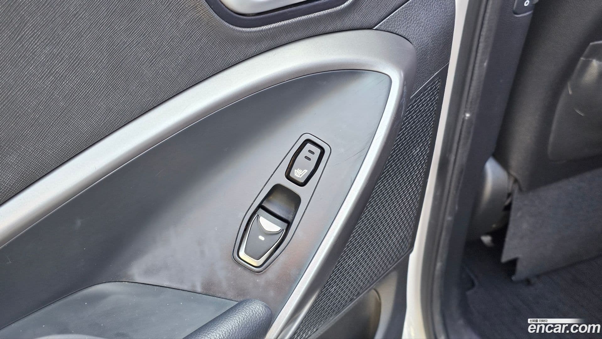 Main__Slider__Photo:Santafe Hyundai 2012.8-15