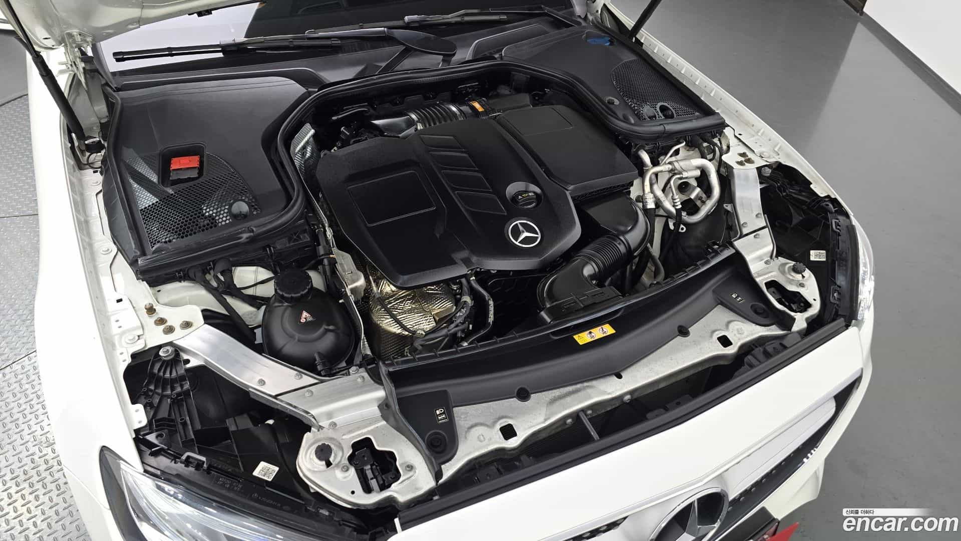 E-Class Mercedes-Benz 2019.9-INNER-006