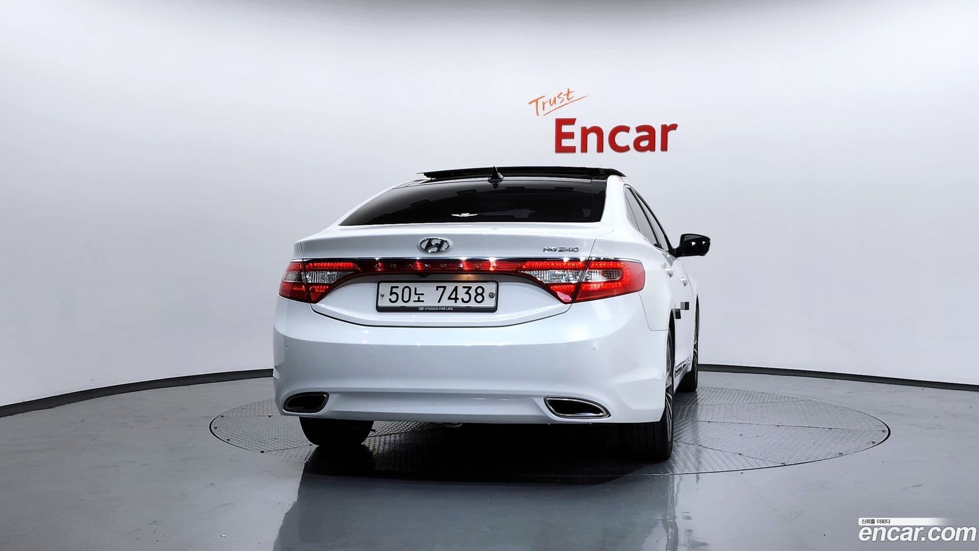 Main__Slider__Photo:Grandeur Hyundai 2013.6-3