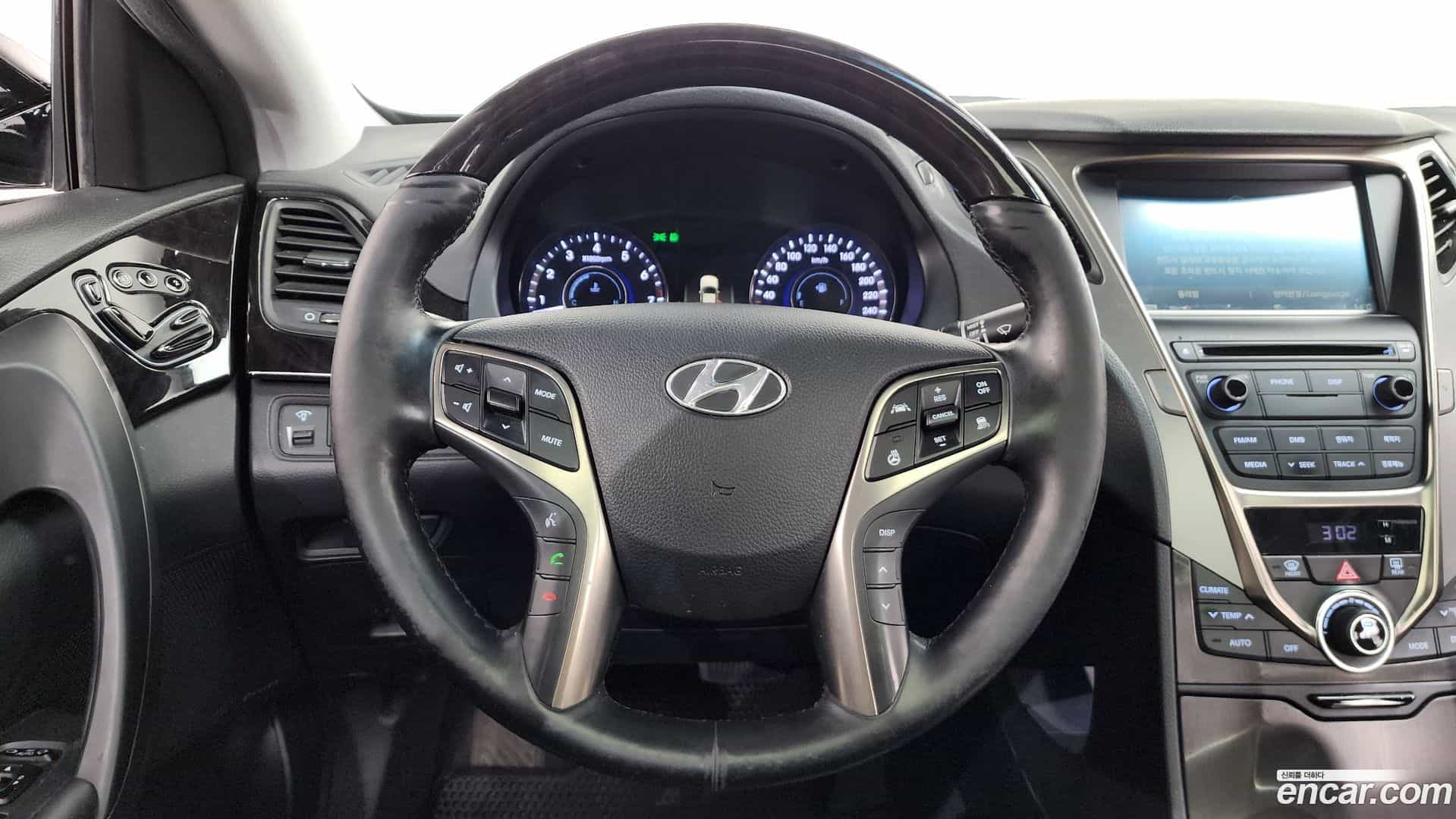 Grandeur Hyundai 2013.6-OPTION-017