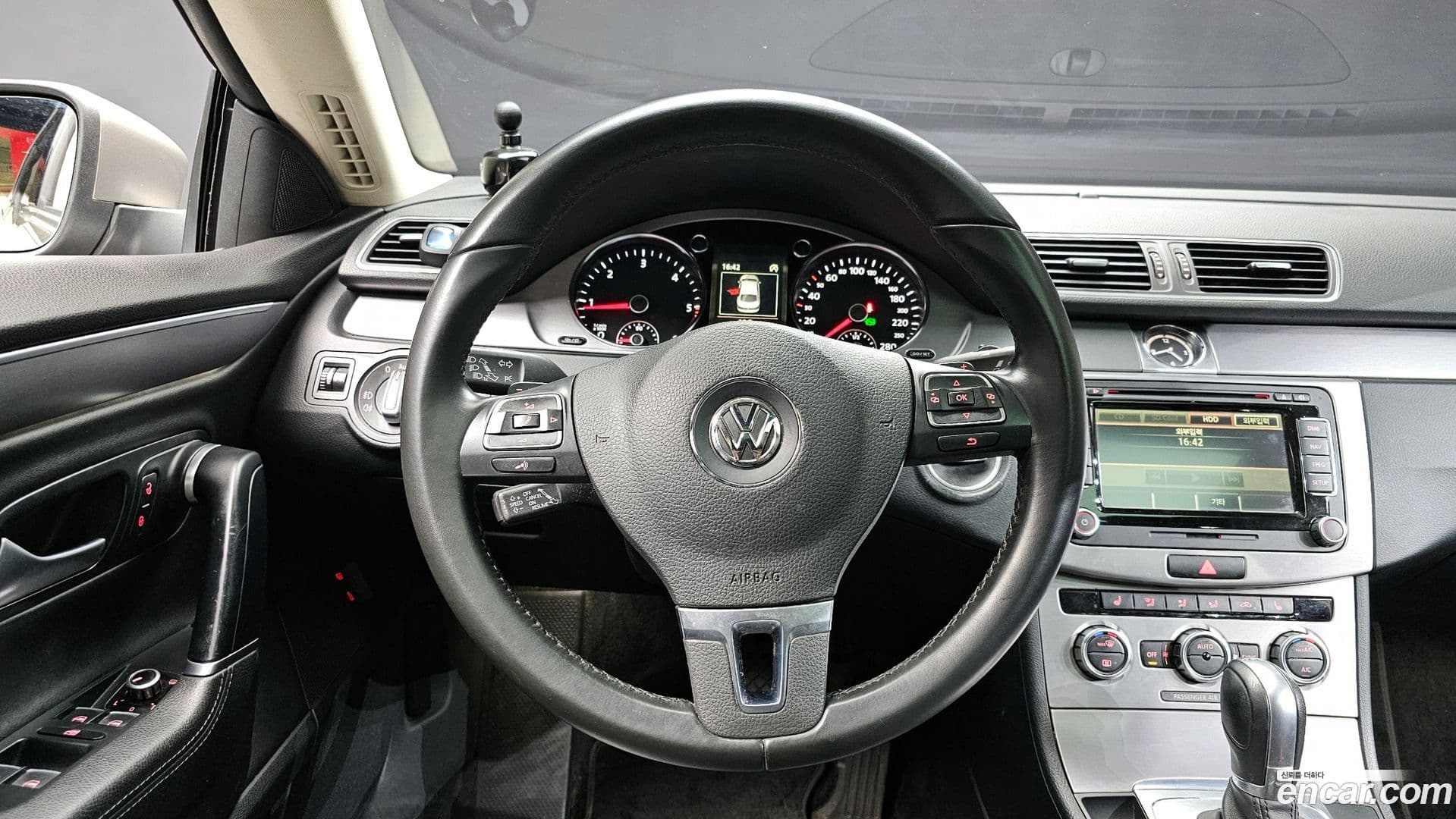 Main__Slider__Photo:CC Volkswagen 2015.5-12