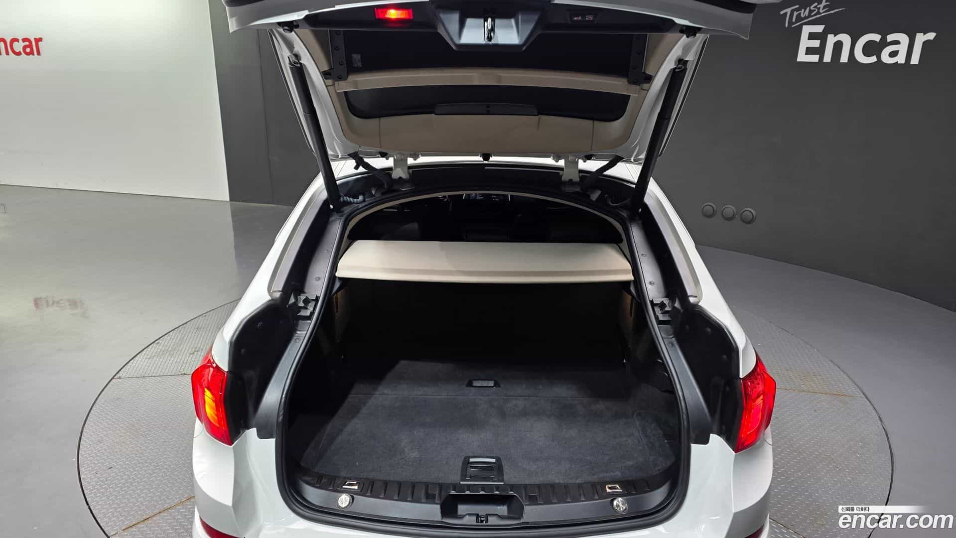 Gran Turismo BMW 2015.8-OPTION-024