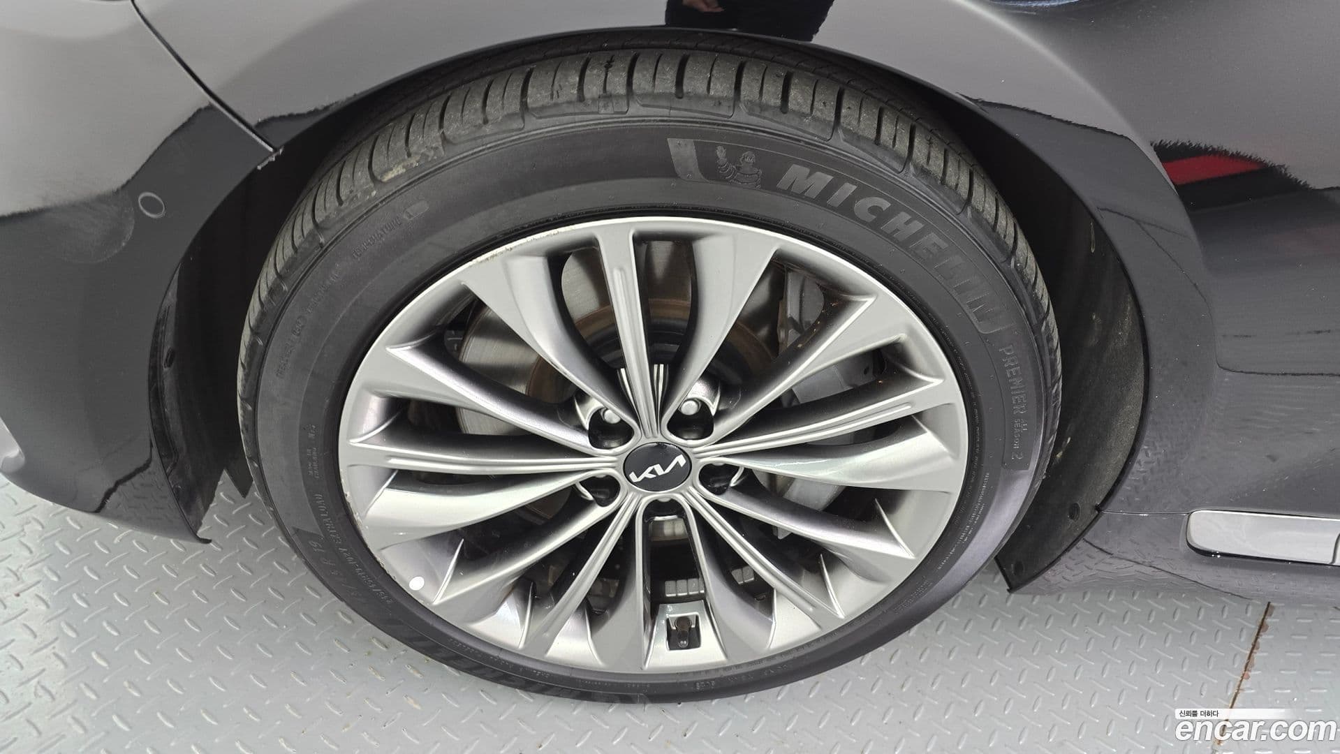 Main__Slider__Photo:K9 Kia 2022.9-4