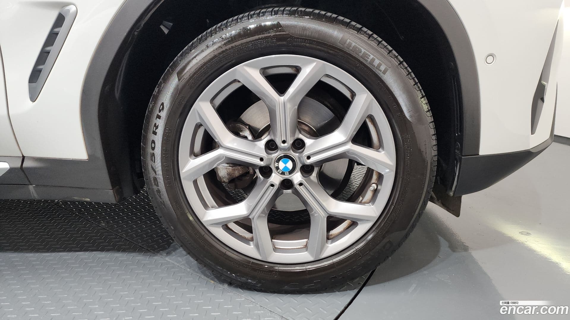 Main__Slider__Photo:X4 BMW 2022.9-4