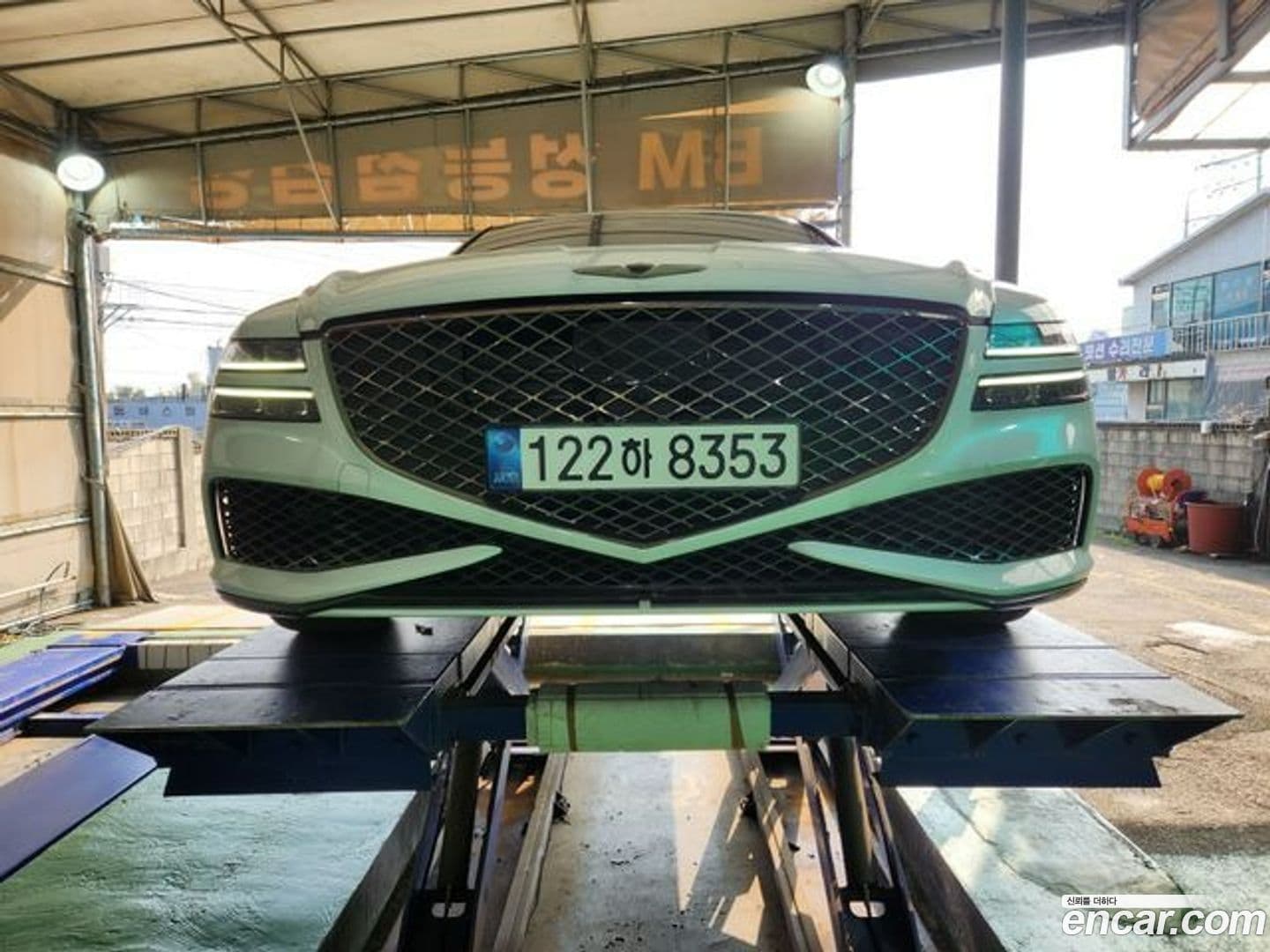 Main__Slider__Photo:G80 Genesis 2021.10-0