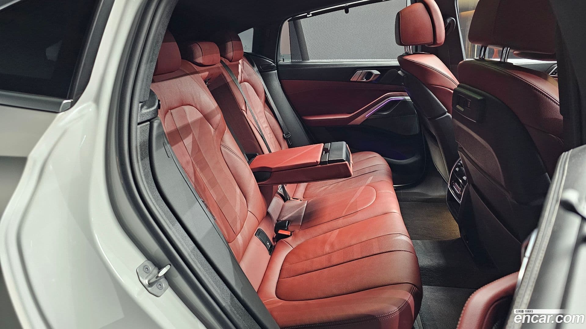 Main__Slider__Photo:X6 BMW 2021.5-11