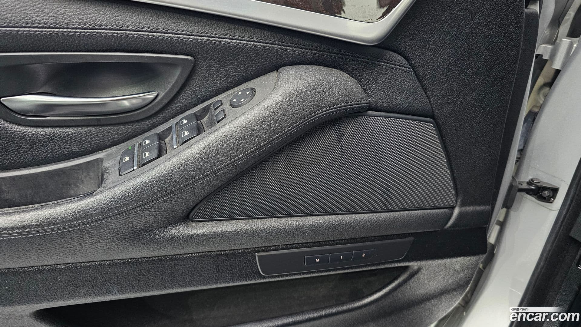 Main__Slider__Photo:5-Series BMW 2012.9-14