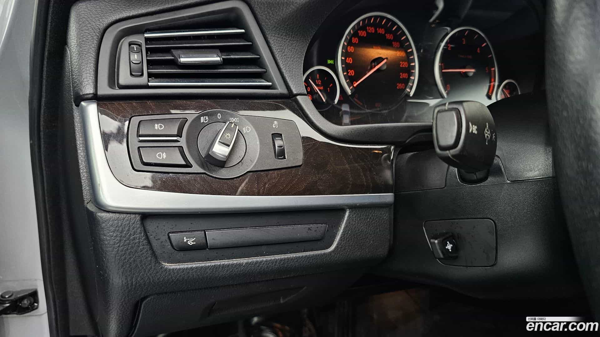 5-Series BMW 2012.9-OPTION-020