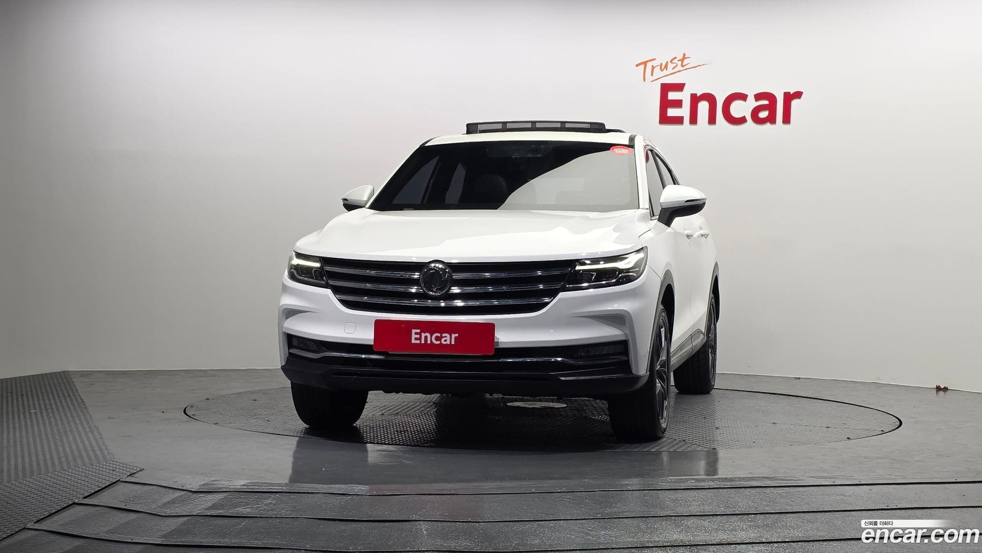 Main__Slider__Photo:Fengon ix5 DFSK 2019.9-2