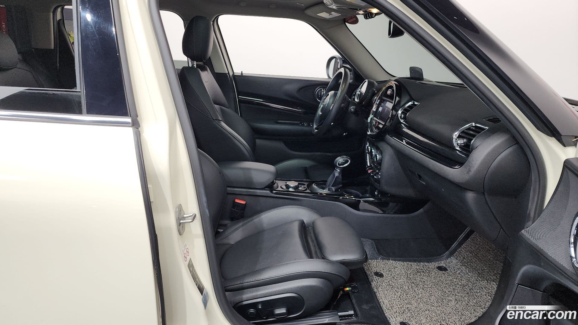 Main__Slider__Photo:Clubman Mini 2019.7-10