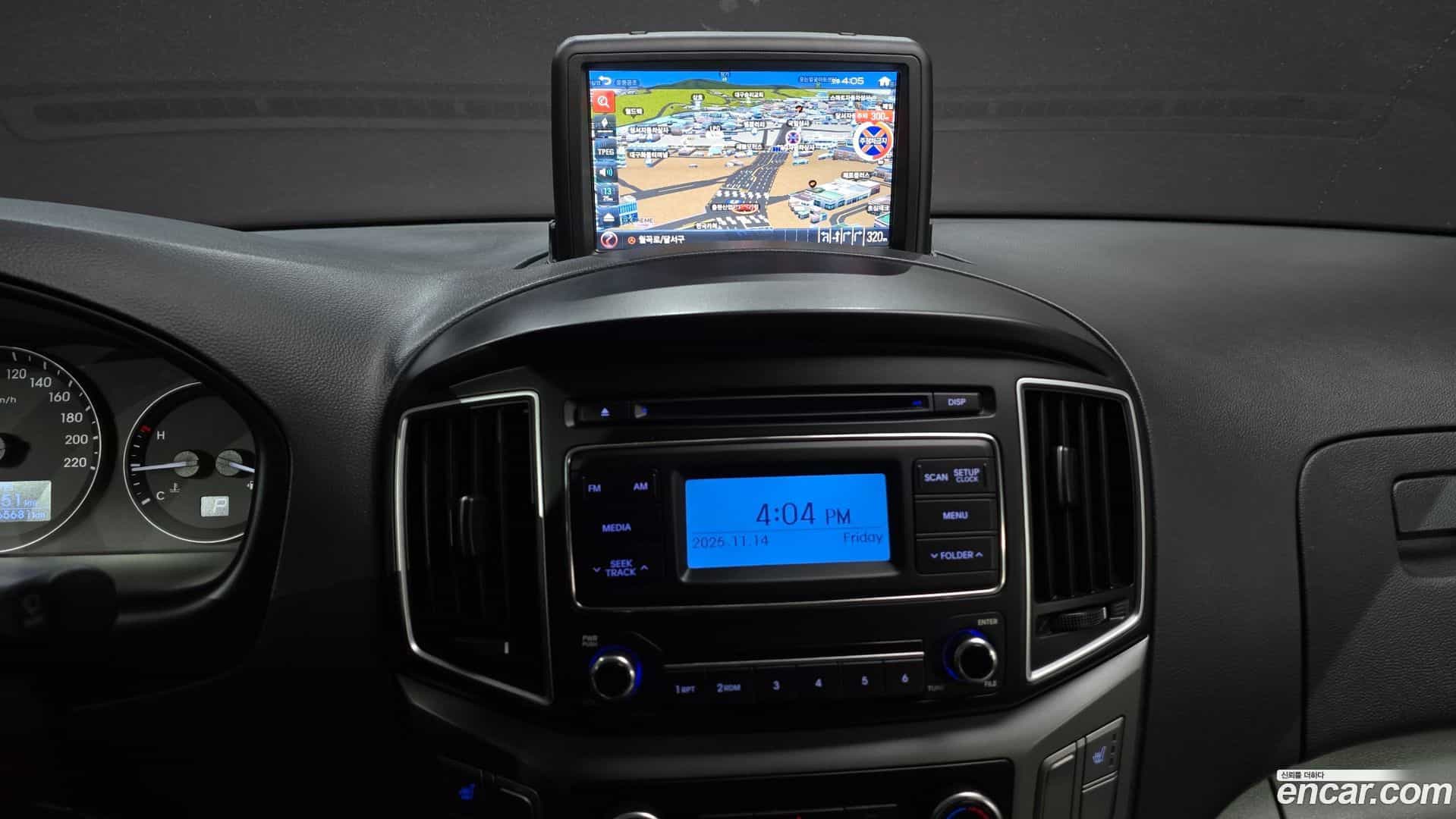 Starex Hyundai 2018.8-OPTION-017