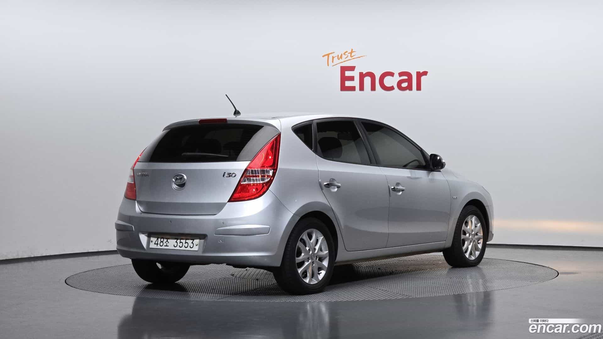 i30 Hyundai 2010.7-OUTER-002