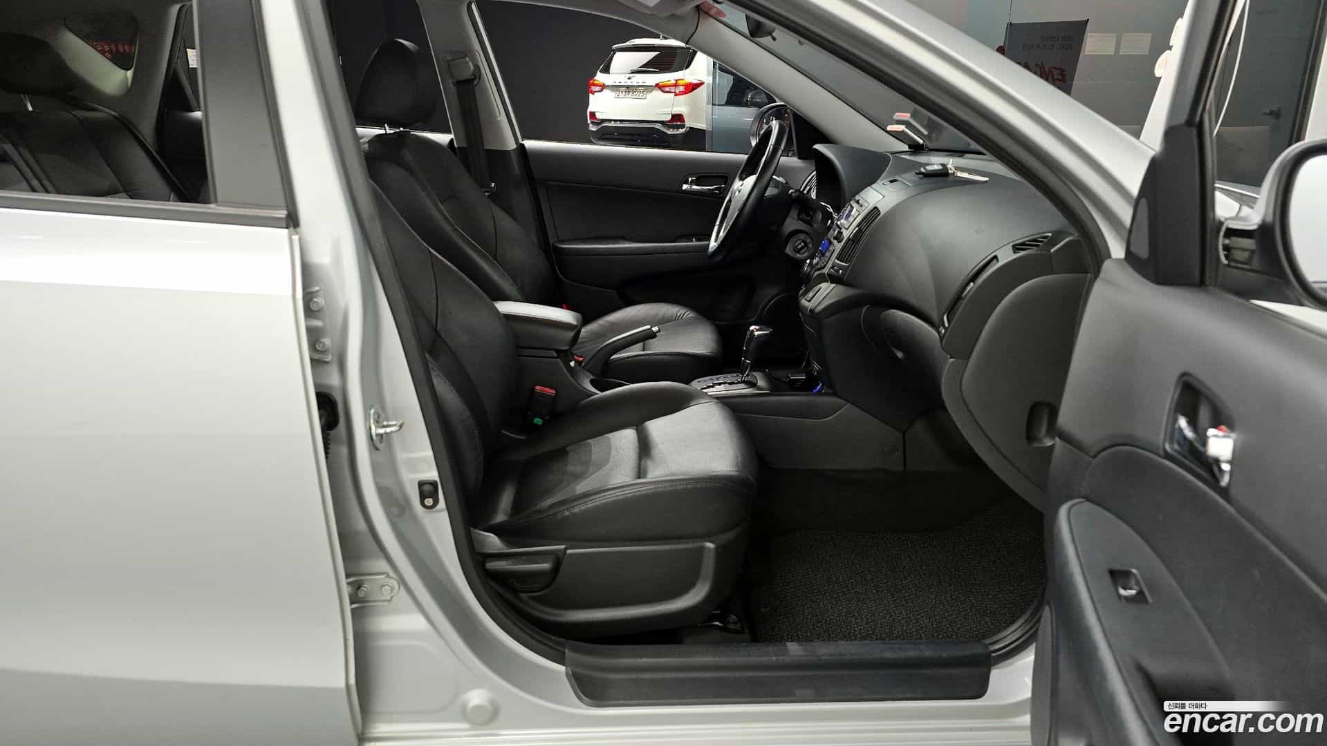 i30 Hyundai 2010.7-OPTION-015