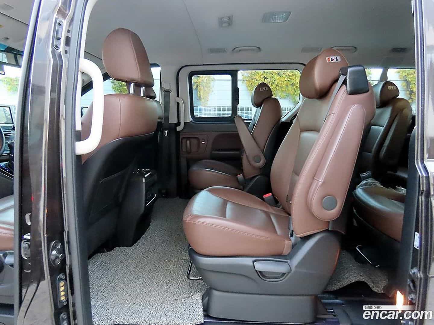 Starex Hyundai 2018.10-OPTION-015