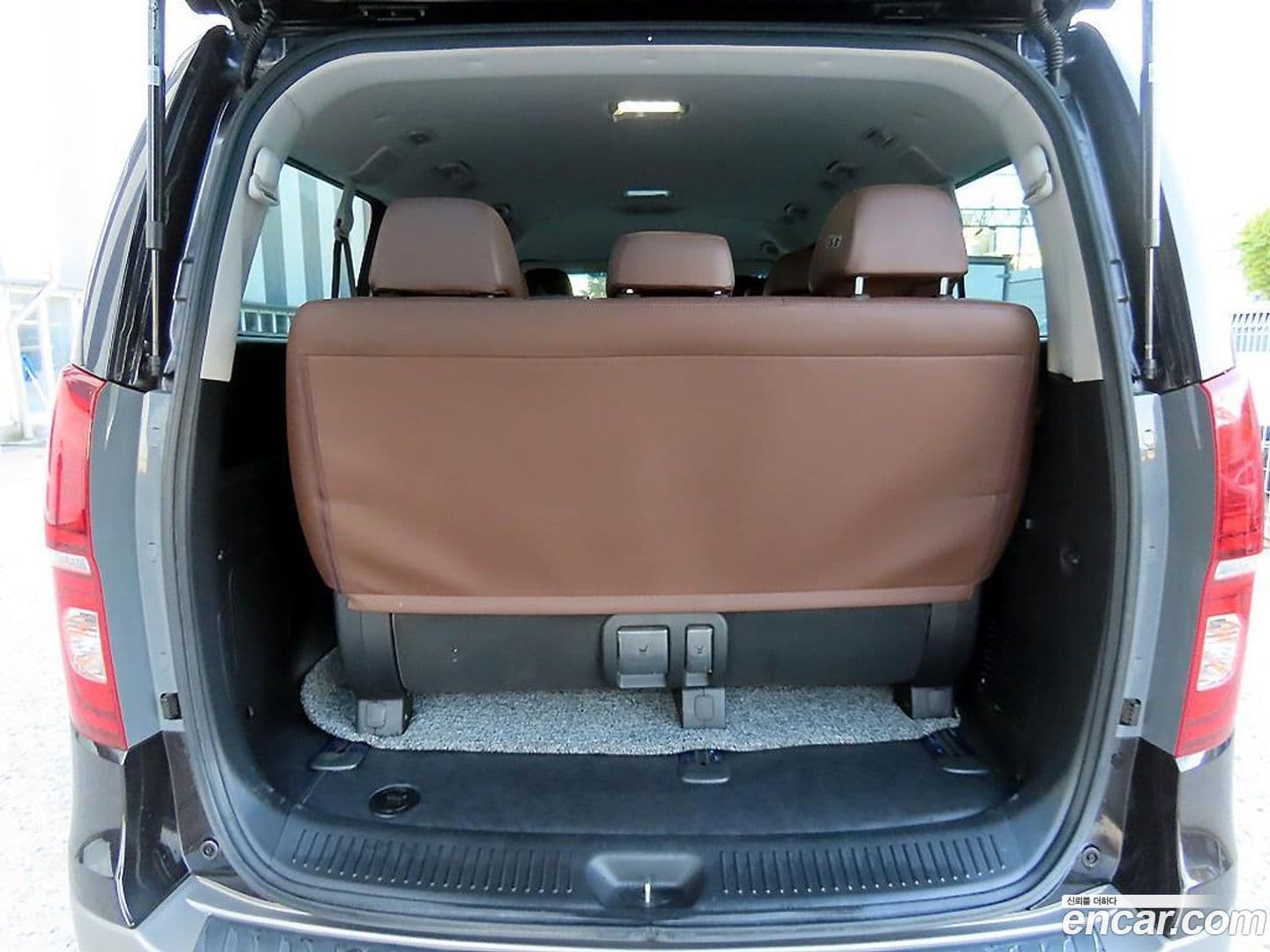 Main__Slider__Photo:Starex Hyundai 2018.10-19