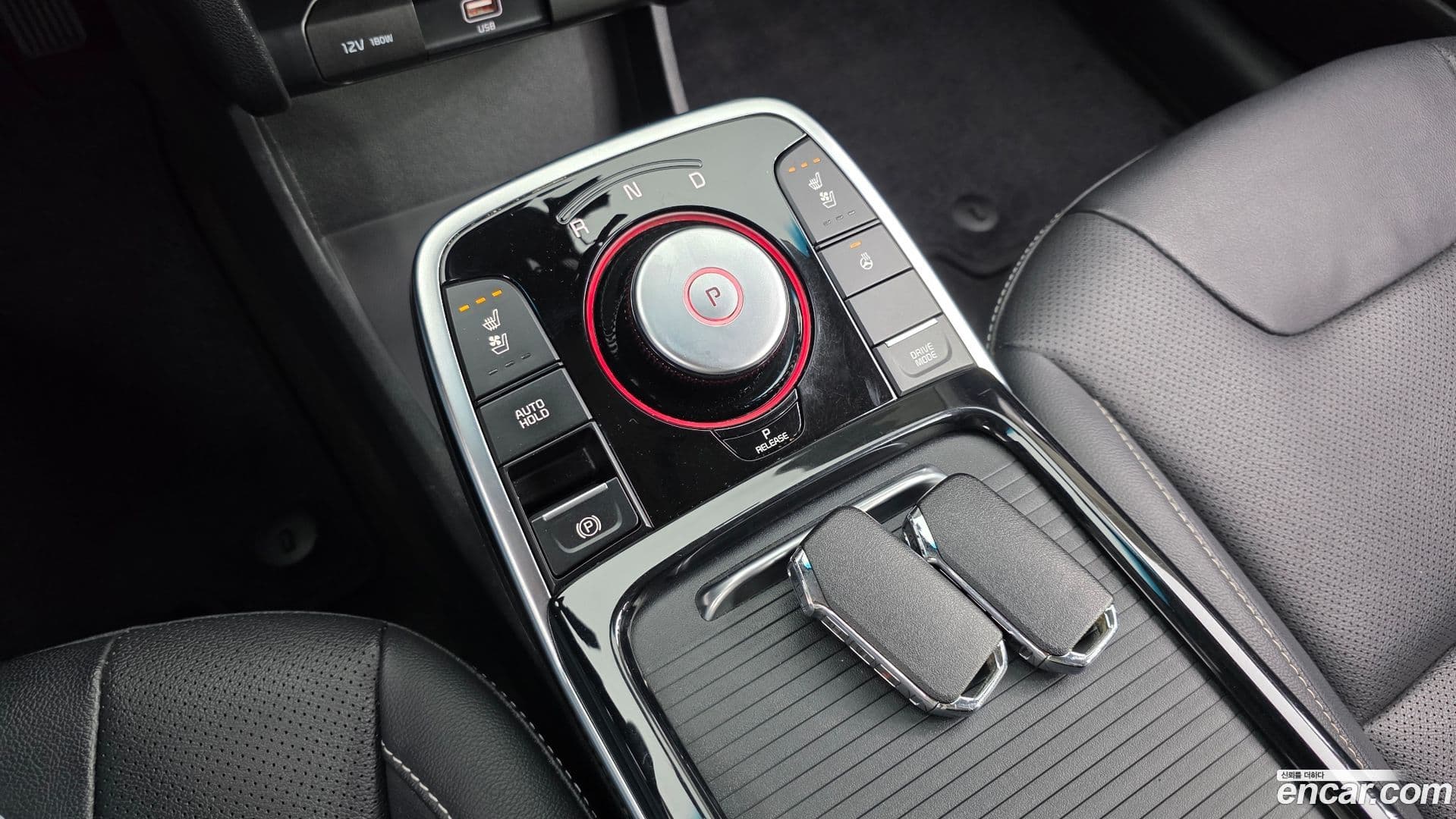 Main__Slider__Photo:Niro Kia 2021.10-8