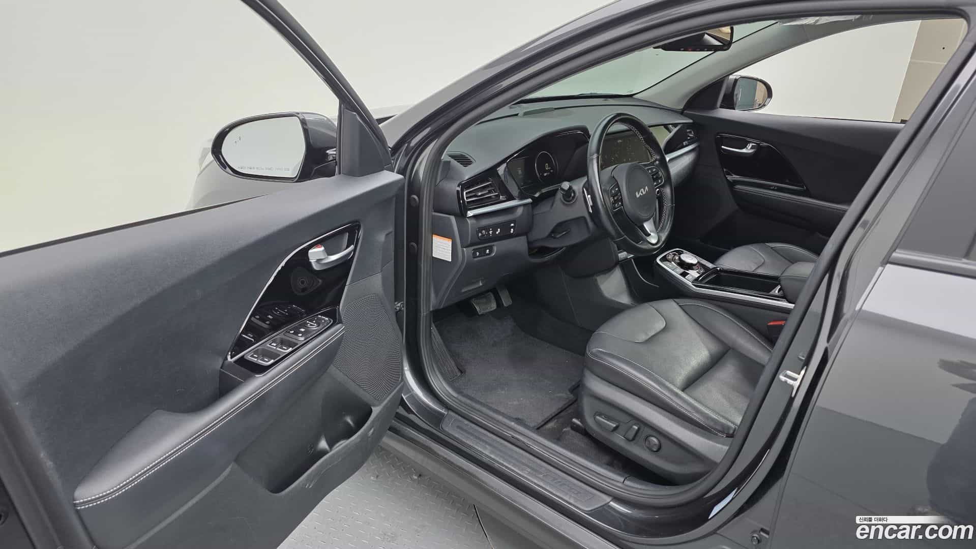 Niro Kia 2021.10-INNER-010