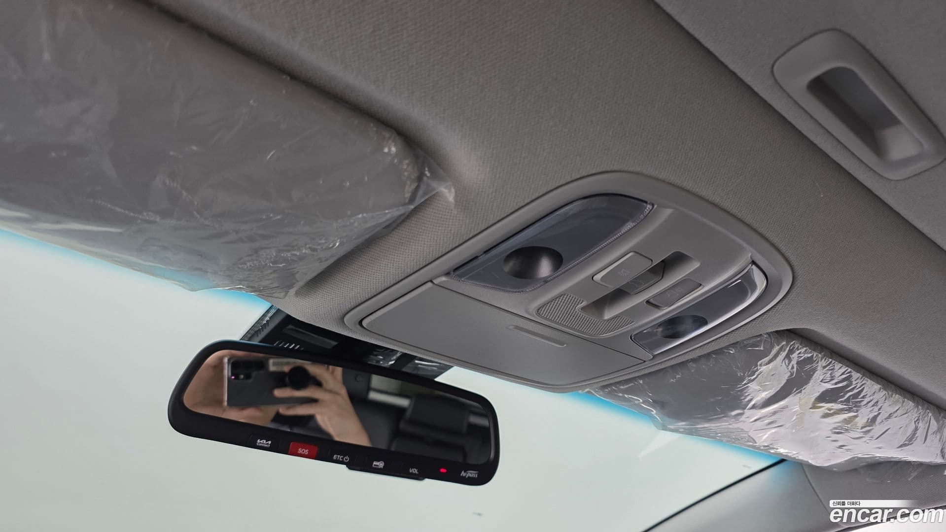 Main__Slider__Photo:Niro Kia 2021.10-16