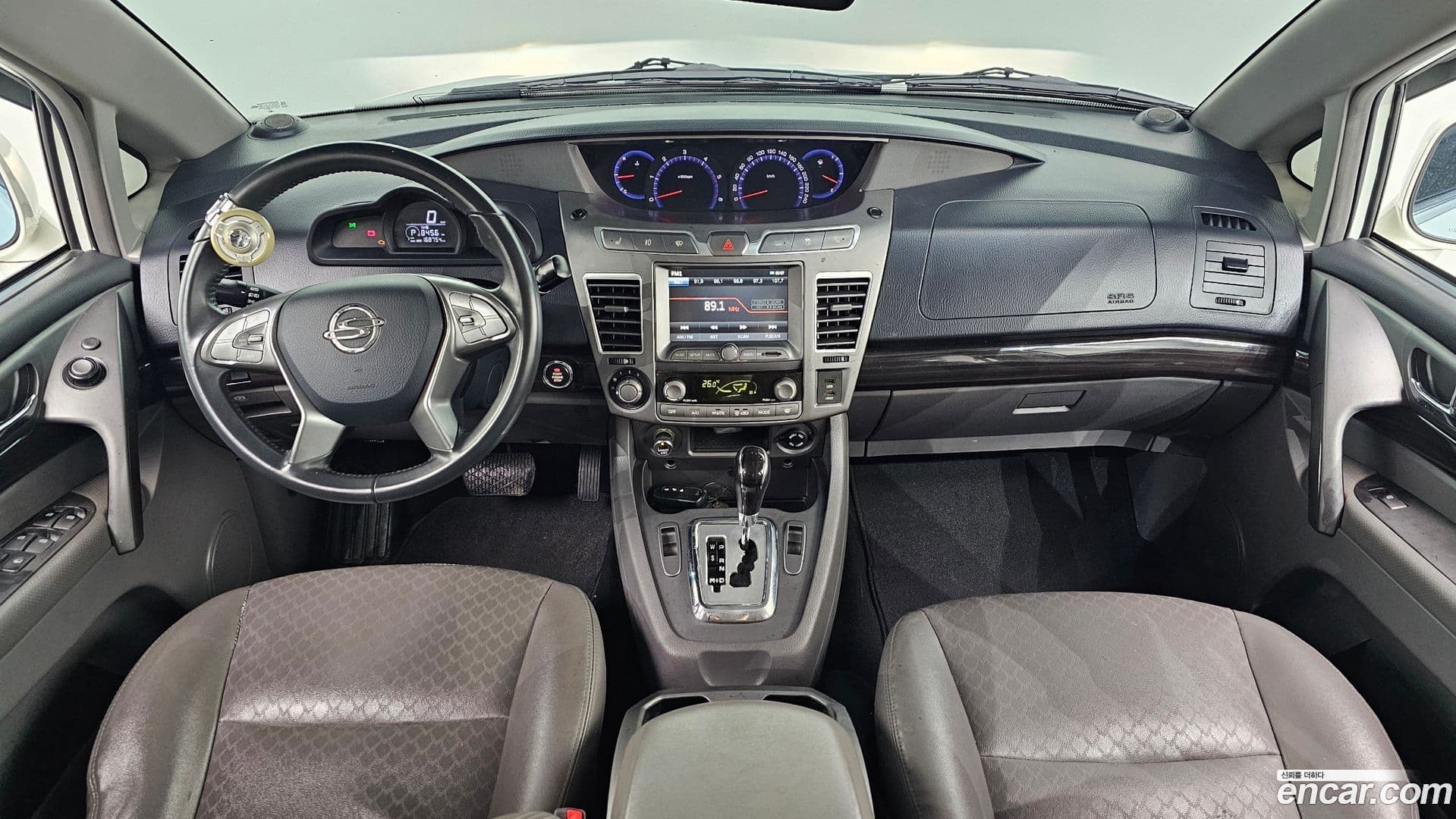 Main__Slider__Photo:KORANDO KG_Mobility_Ssangyong 2016.0-6