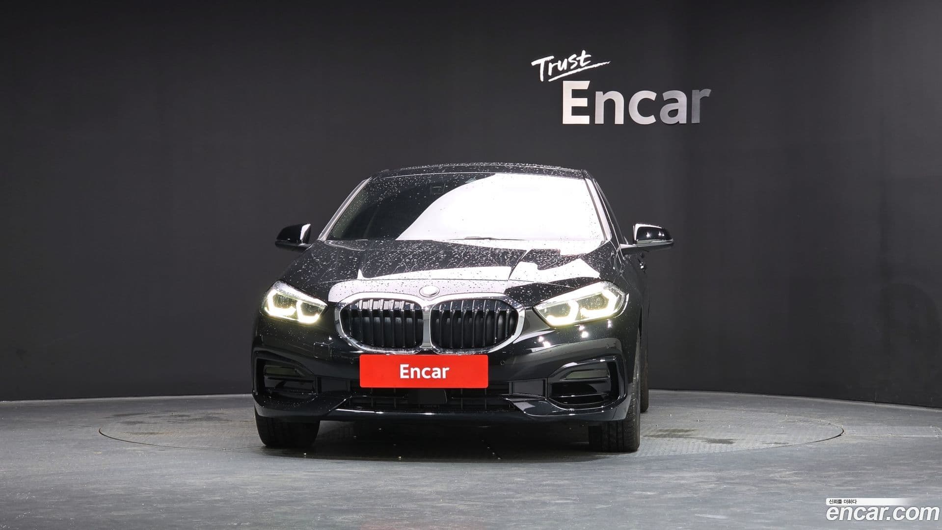 Main__Slider__Photo:1-Series BMW 2024.8-2