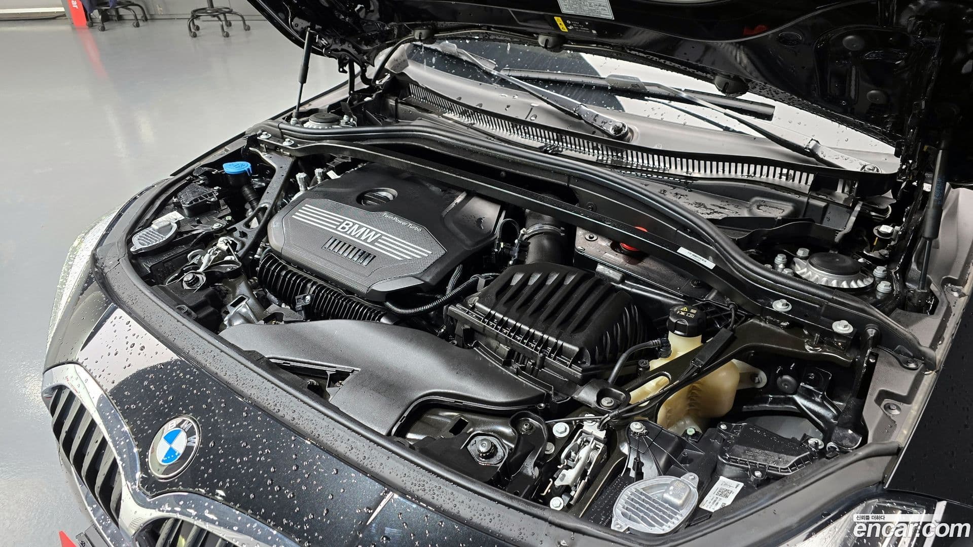 Main__Slider__Photo:1-Series BMW 2024.8-5