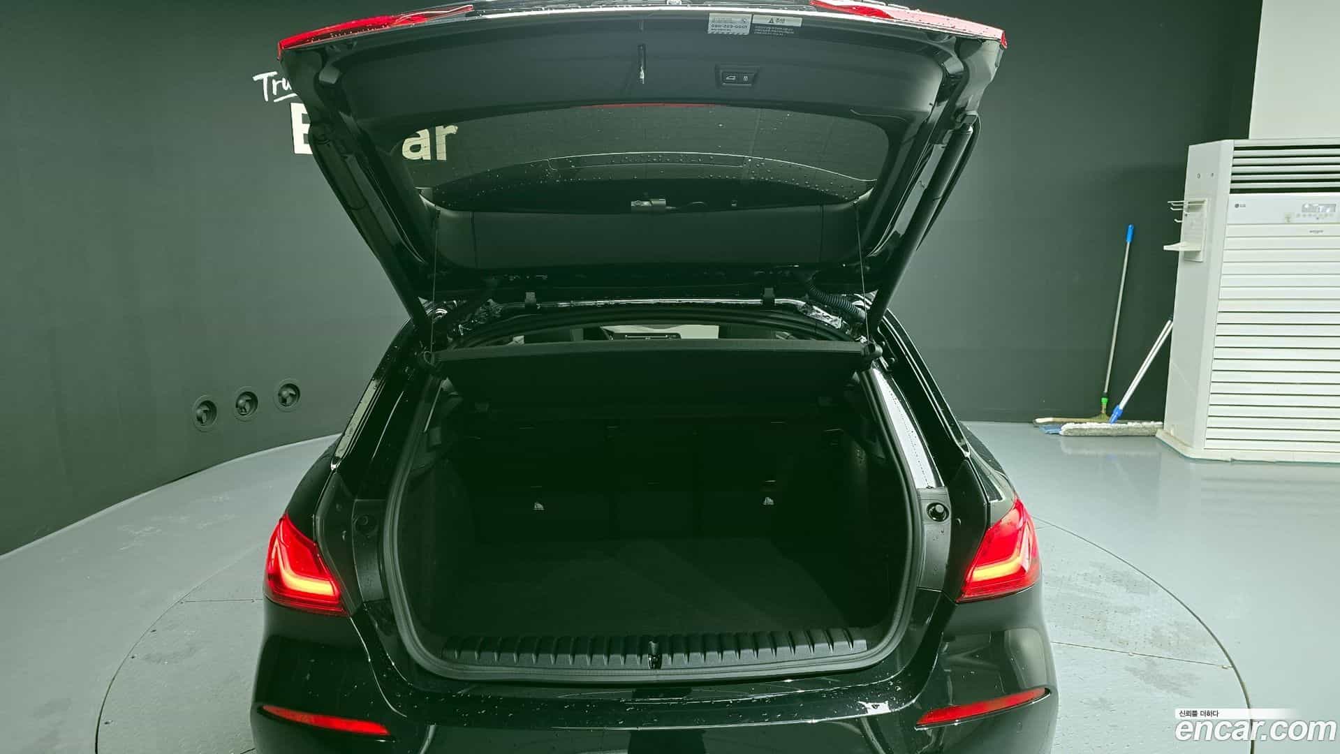 1-Series BMW 2024.8-OPTION-024