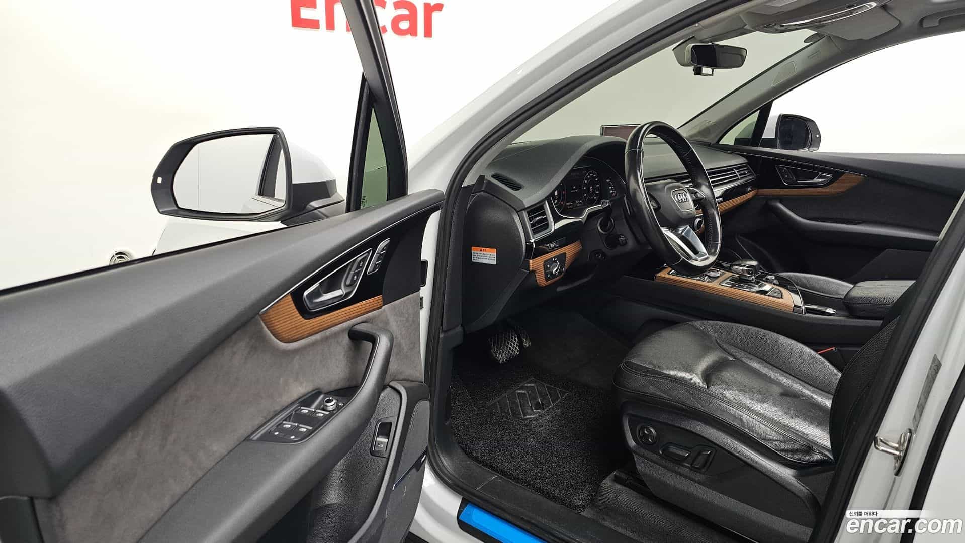 Q7 Audi 2016.6-INNER-010