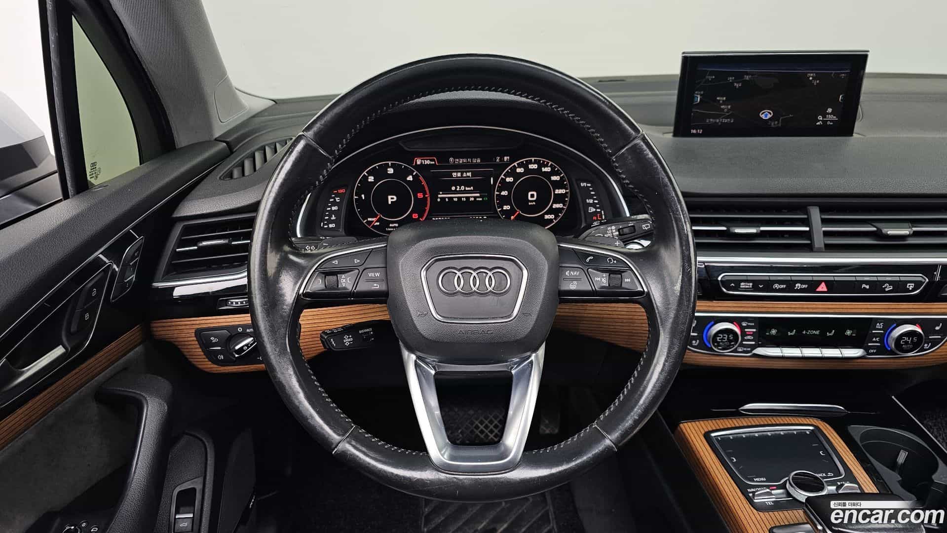 Q7 Audi 2016.6-OPTION-017
