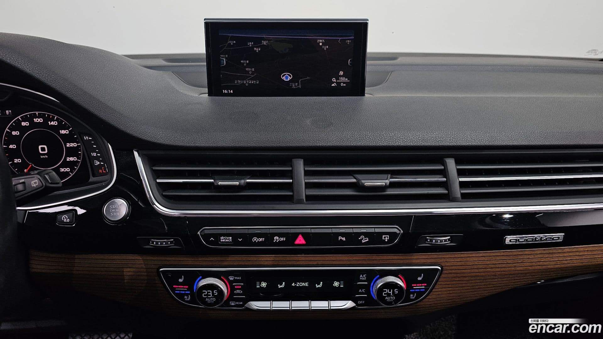 Main__Slider__Photo:Q7 Audi 2016.6-13