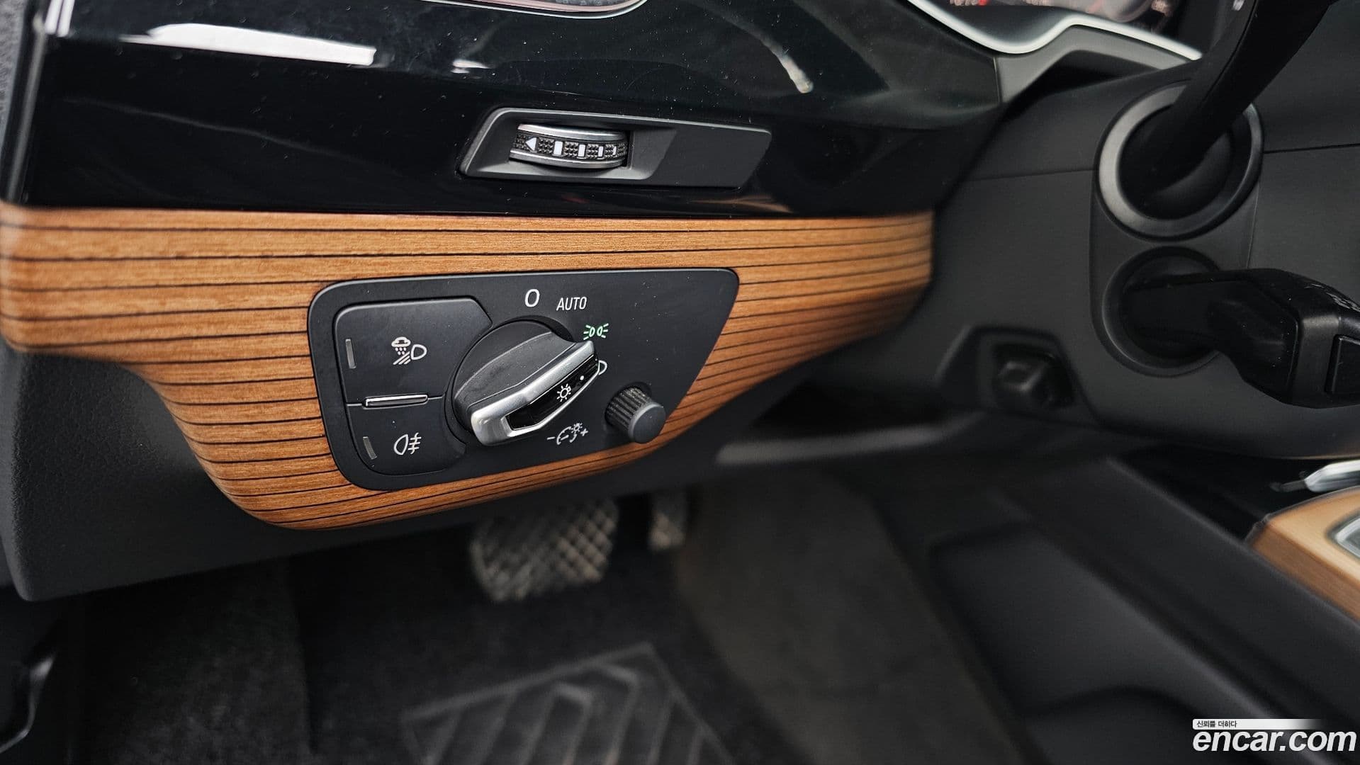 Main__Slider__Photo:Q7 Audi 2016.6-17