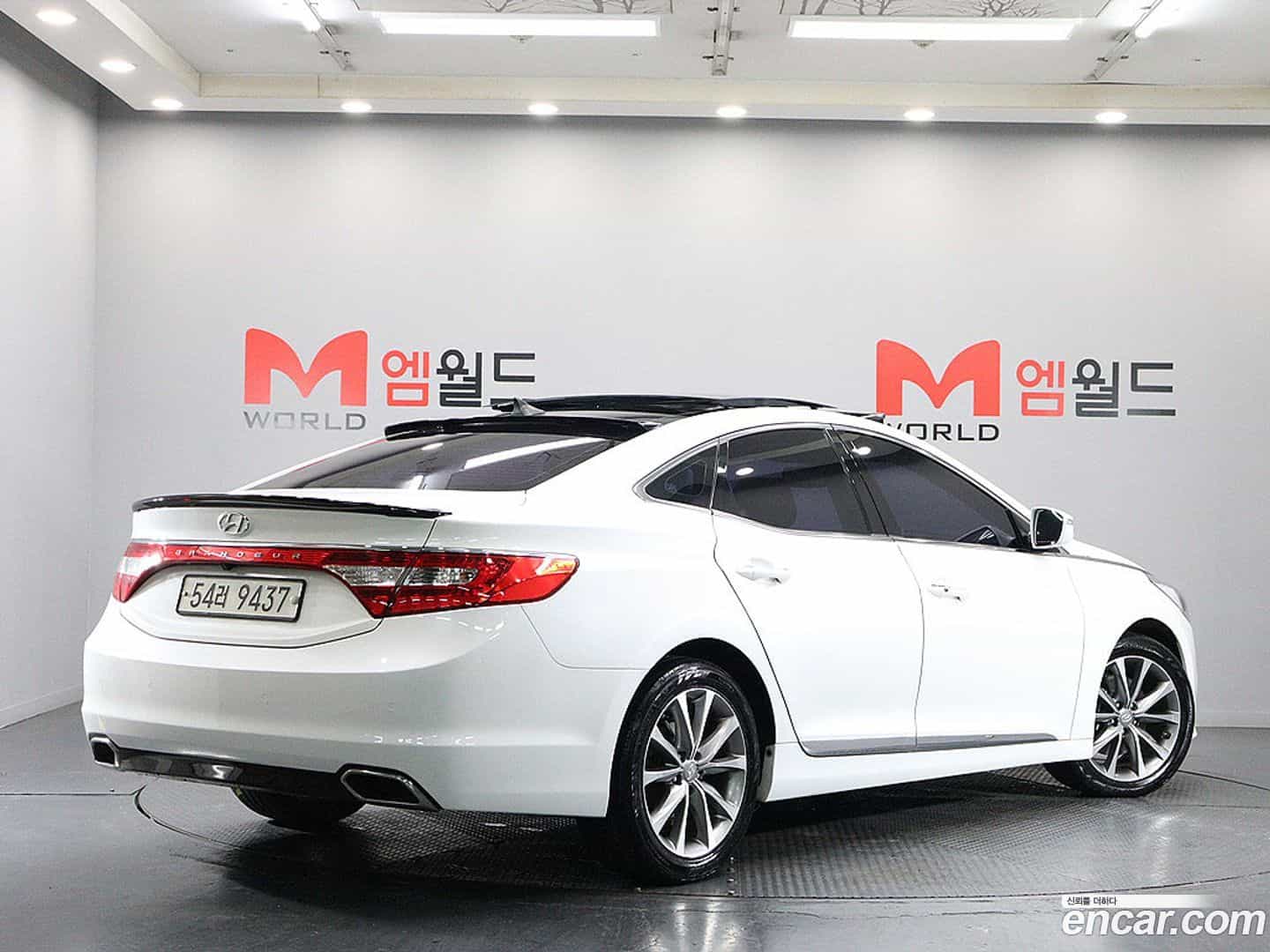 Grandeur Hyundai 2014.8-OUTER-002