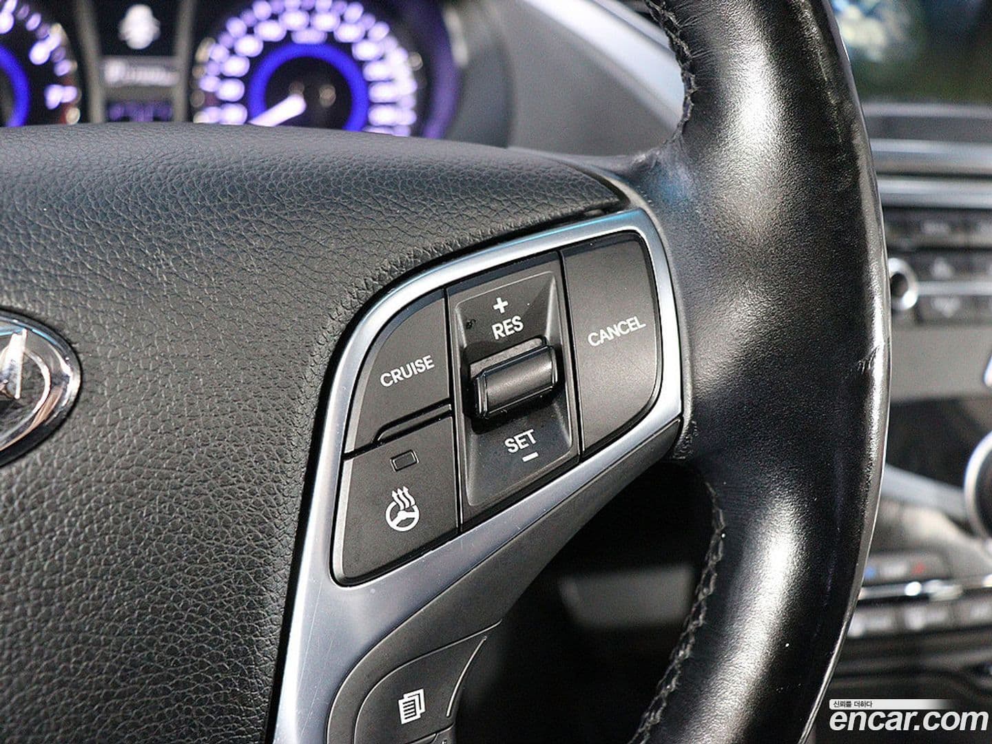 Main__Slider__Photo:Grandeur Hyundai 2014.8-10