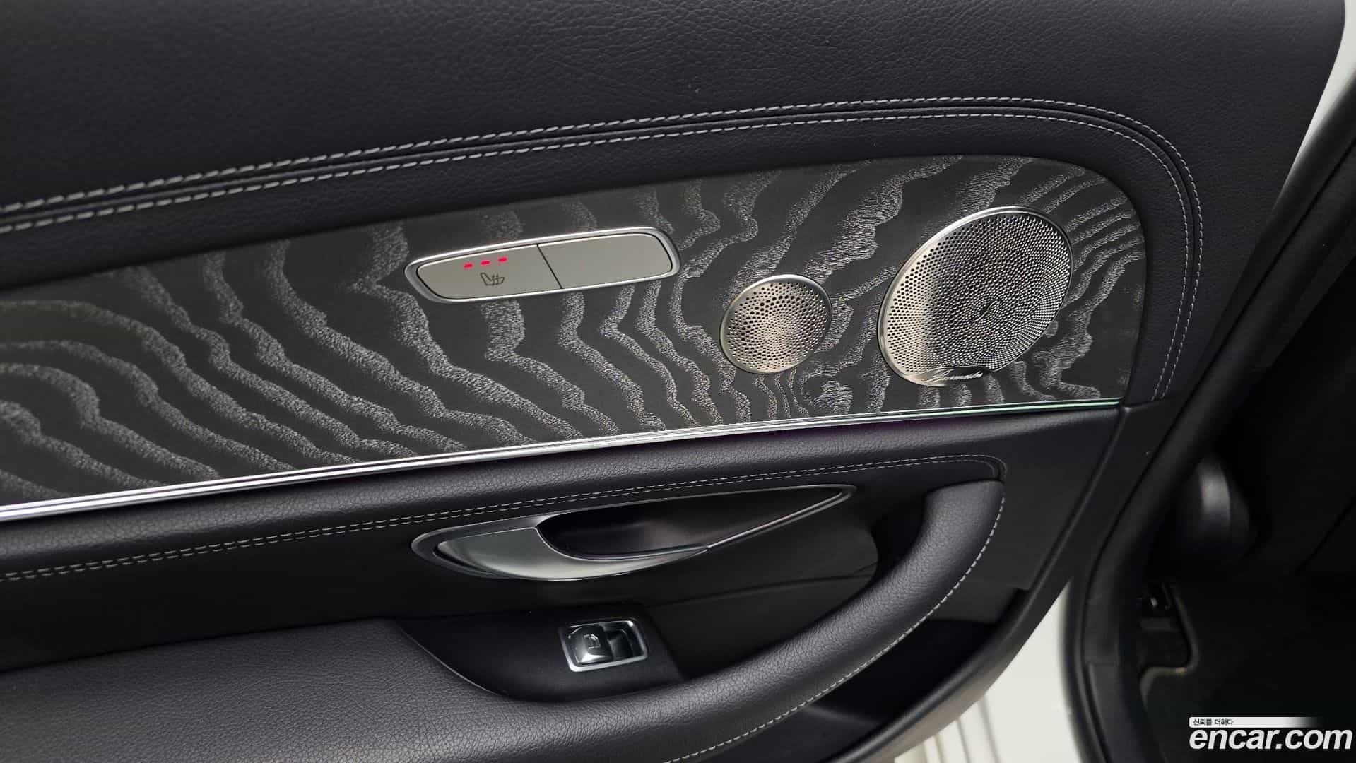 E-Class Mercedes-Benz 2022.3-OPTION-021