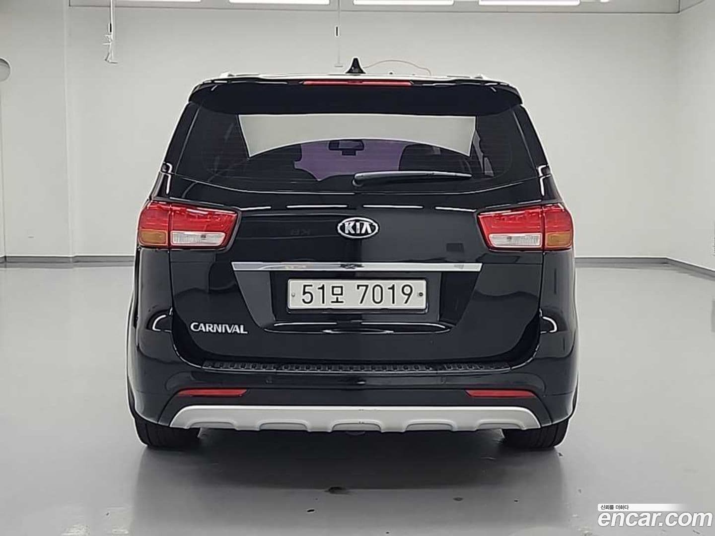 Main__Slider__Photo:Canival Kia 2017.11-2