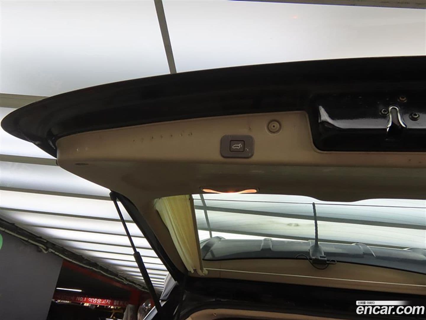 Main__Slider__Photo:Canival Kia 2013.2-17